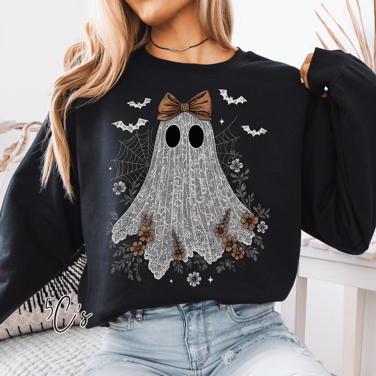 Cute Lace Ghost Sweatshirt